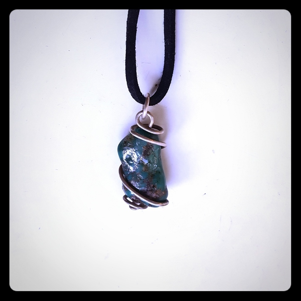 Turquoise stone necklace